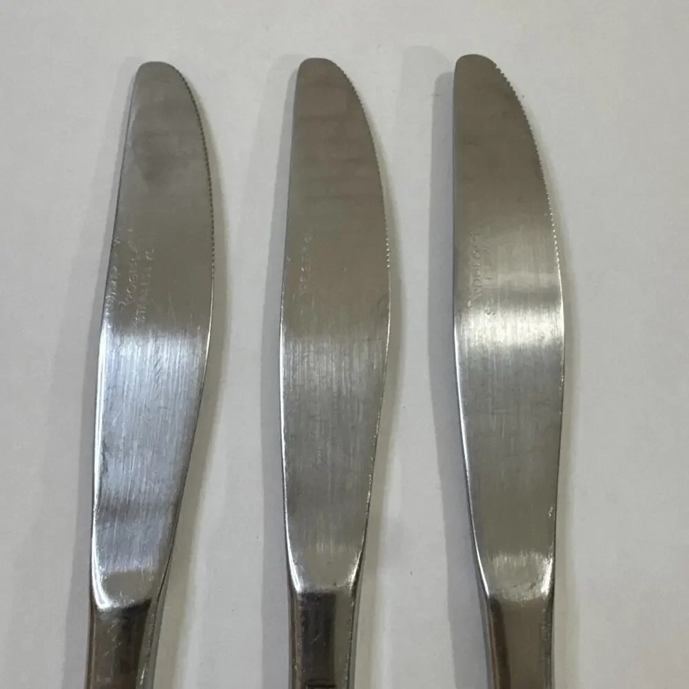 3 Dinner Knives - La Spana - Stanley Roberts Rogers Co Flatware Korea - 1997